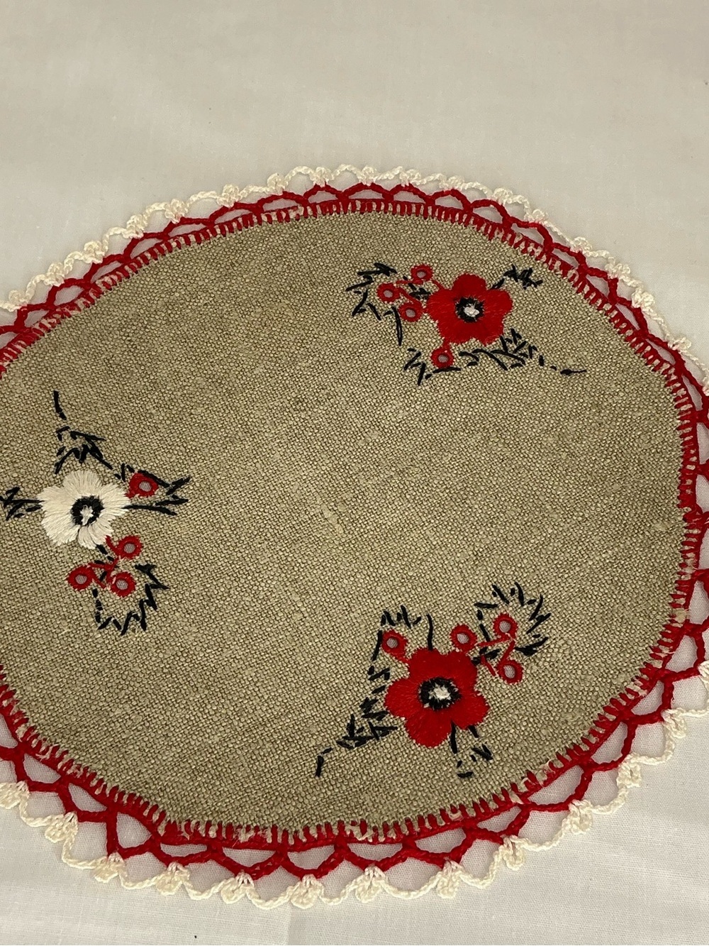 2037 - Handcrafted Red and Cream Floral Embroidered Round Doily